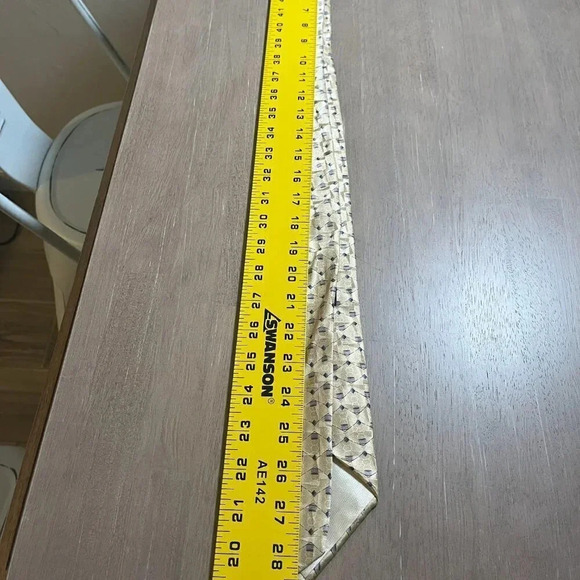 Men’s Stafford Tie - Picture 4 of 5